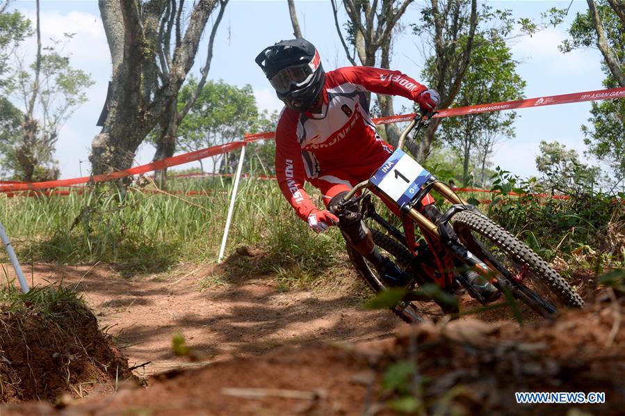 (SP)-INDONESIA-SUBANG-ASIAN GAMES 2018-MEN&rsquo;S DOWN HILL-MEDALS