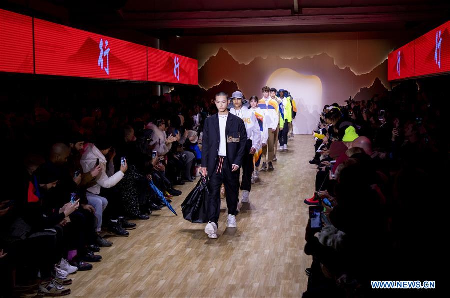 U.S.-NEW YORK-FASHION WEEK-LI-NING