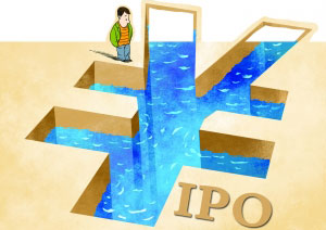 新股發(fā)行以發(fā)行人信息披露為中心，中介機構對發(fā)行人信息披露的真實性、準確性、完整性進行把關，將證券發(fā)行人的持續(xù)盈利能力和投資價值，交由投資者和市場自主判斷，而監(jiān)管部門和發(fā)審委只對發(fā)行申請文件和信息披露內容的合法合規(guī)性進行審核，開啟了向注冊制的過渡。 　　武漢科技大學證券研究所所長董登新：證監(jiān)會、發(fā)審委的職責有所轉變，部分行政干預有退出跡象，而將價值判斷交由投資者和市場，而這正是注冊制的基本精神和核心內容之一。