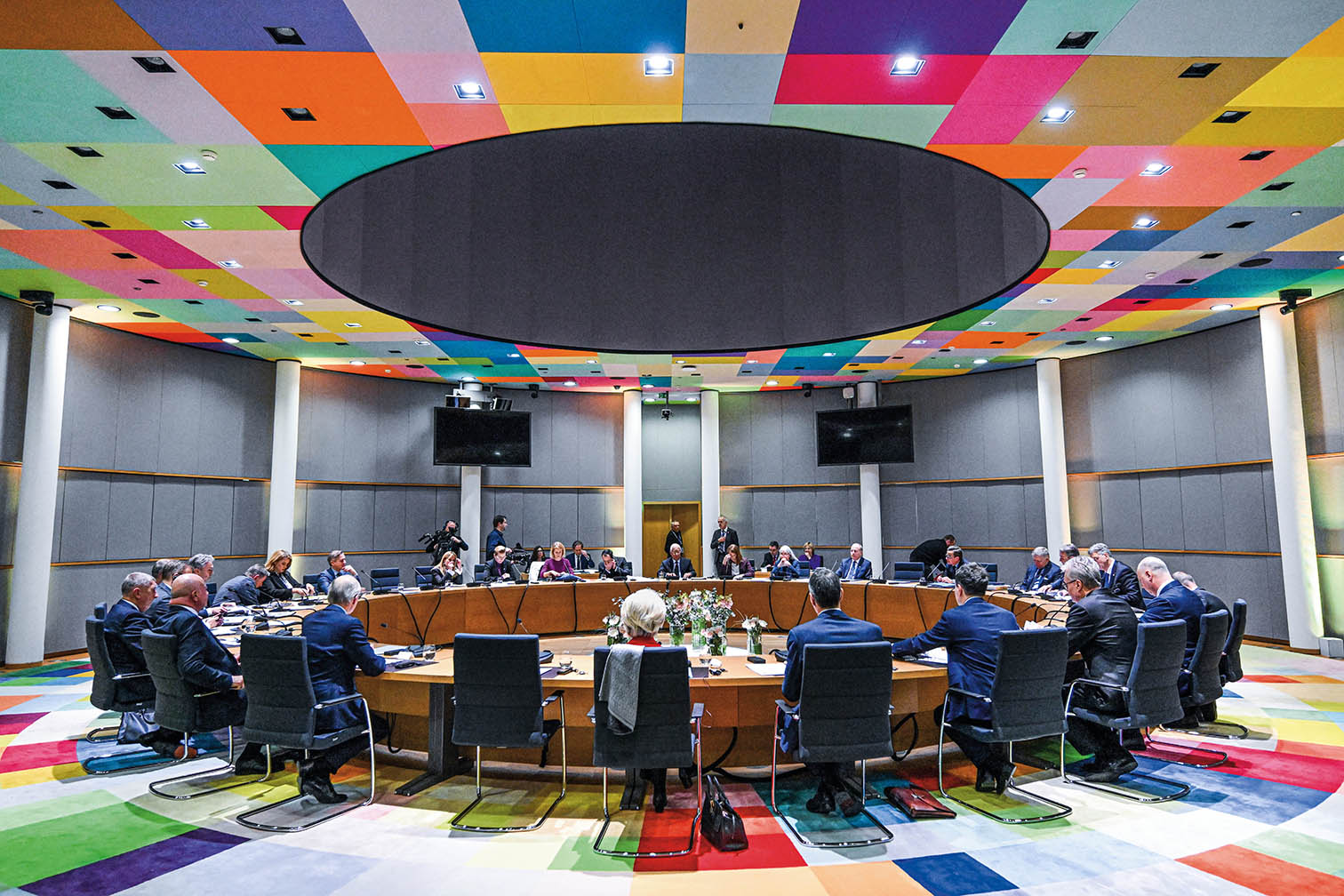 面對(duì)內(nèi)部沖擊，同盟體系何去何從？