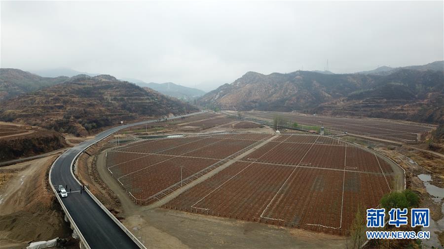 （新華全媒頭條&middot;壯麗70年&middot;奮斗新時代&middot;圖文互動）（4）奮斗的足跡&mdash;&mdash;來自西柏坡的蹲點報告