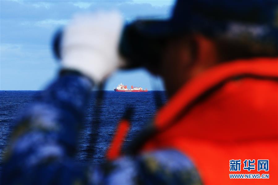 （新華全媒頭條&middot;人民海軍70年&middot;圖文互動(dòng)）（6）向海圖強(qiáng)春潮涌&mdash;&mdash;黨中央、中央軍委和習(xí)主席關(guān)心人民海軍建設(shè)發(fā)展紀(jì)實(shí)