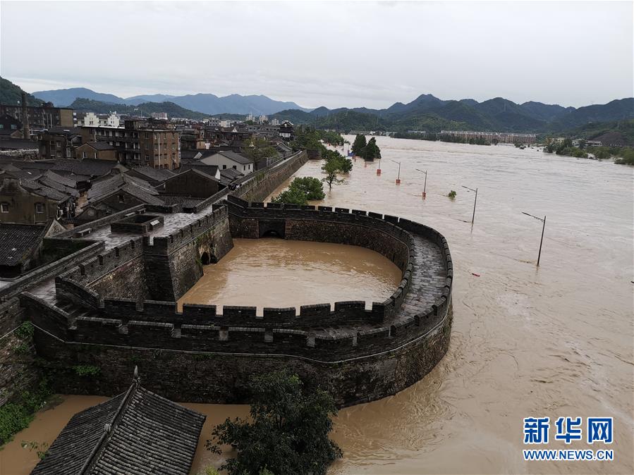 （關注&ldquo;利奇馬&rdquo;&middot;圖文互動）（3）古城洪災 八方馳援&mdash;&mdash;洪水災害下的浙江臨海現場目擊