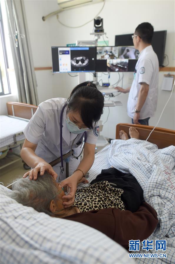 （&ldquo;中國面貌&rdquo;系列述評&middot;圖文互動(dòng)）（1）健康中國&mdash;&mdash;70年中國面貌變遷述評之七