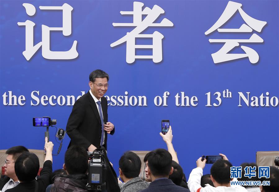 （兩會&middot;XHDW）（7）財政部部長劉昆等就&ldquo;財稅改革和財政工作&rdquo;答記者問