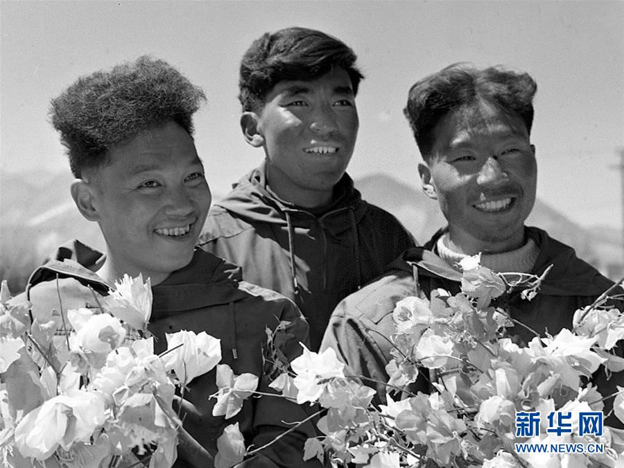 （體育&middot;專題）（1）六十年回望&mdash;&mdash;紀(jì)念人類首次從北坡登頂珠峰60周年
