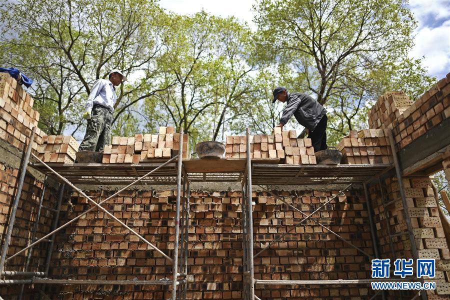 （在習近平新時代中國特色社會主義思想指引下&mdash;&mdash;新時代新作為新篇章&middot;習近平總書記關(guān)切事&middot;圖文互動）（6）六盤山下的誓言&mdash;&mdash;來自寧夏的脫貧故事