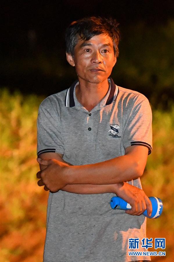 （防汛抗洪&middot;圖文互動(dòng)）（3）&ldquo;保衛(wèi)家園，誰(shuí)都不能是旁觀者&rdquo;&mdash;&mdash;夜訪(fǎng)洞庭湖大堤防汛一線(xiàn)