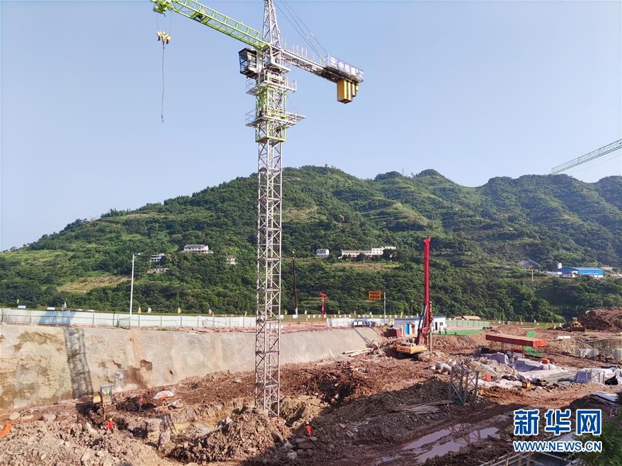 （走向我們的小康生活&middot;決戰決勝脫貧攻堅&middot;圖文互動）（4）&ldquo;萬里長江第一港&rdquo;的新藍圖