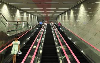 重慶60米深地鐵站成&ldquo;網紅&rdquo;