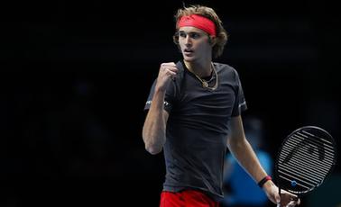 網球&mdash;&mdash;ATP年終總決賽小組賽：茲維列夫勝伊斯內爾