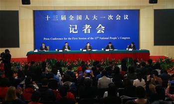 科技部部長萬鋼等就&ldquo;加快建設創新型國家&rdquo;答記者問