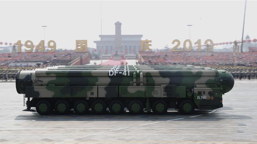 300秒回顧國慶70周年大閱兵！東風-41、殲-20震撼亮相