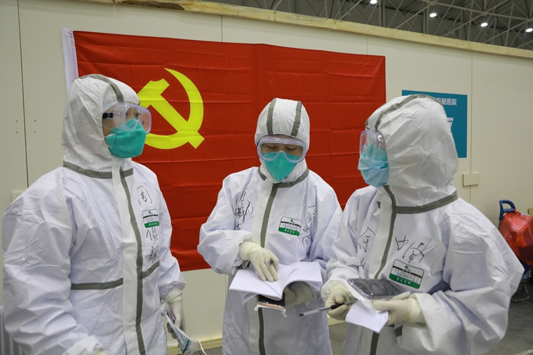 辛識(shí)平：黨員站立的位置，就是守護(hù)人民的防線