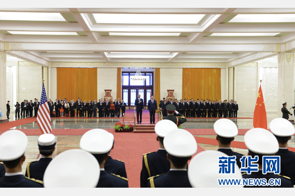 11月12日，國家主席習近平在北京人民大會堂舉行歡迎儀式，歡迎美國總統奧巴馬對中國進行國事訪問。 新華社記者 馬占成 攝