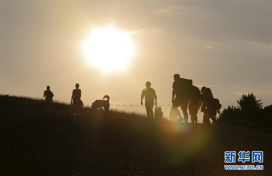 （新華全媒頭條&middot;圖文互動）（15）高溫&ldquo;烤&rdquo;驗四大洲 熱&ldquo;火&rdquo;還要燒多久