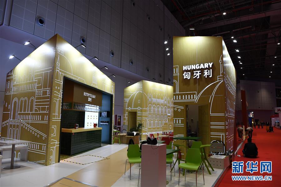 （新華全媒頭條&middot;圖文互動）（3）人間正道 浩蕩前行&mdash;&mdash;習近平主席出席首屆中國國際進口博覽會紀實