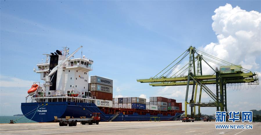 （新華全媒頭條&middot;圖文互動）（6）特稿：深化周邊友好　共促亞太繁榮&mdash;&mdash;寫在習(xí)近平主席出席亞太經(jīng)合組織第二十六次領(lǐng)導(dǎo)人非正式會議，對巴布亞新幾內(nèi)亞、文萊和菲律賓進(jìn)行國事訪問并在巴新同建交太平洋島國領(lǐng)導(dǎo)人會晤之際