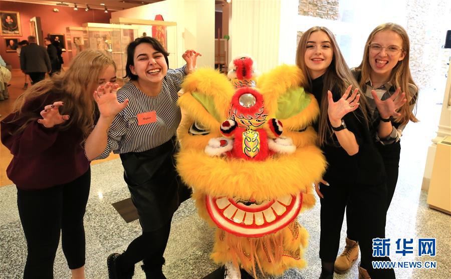 （國際&middot;圖文互動）（5）白俄羅斯國家美術館里的中國年