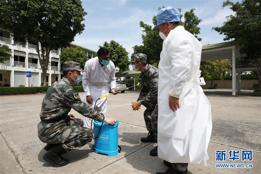 （國際疫情&middot;圖文互動）（2）通訊：幫助&ldquo;巴鐵&rdquo;渡過疫情難關&mdash;&mdash;記解放軍抗疫專家組在巴戰&ldquo;疫&rdquo;